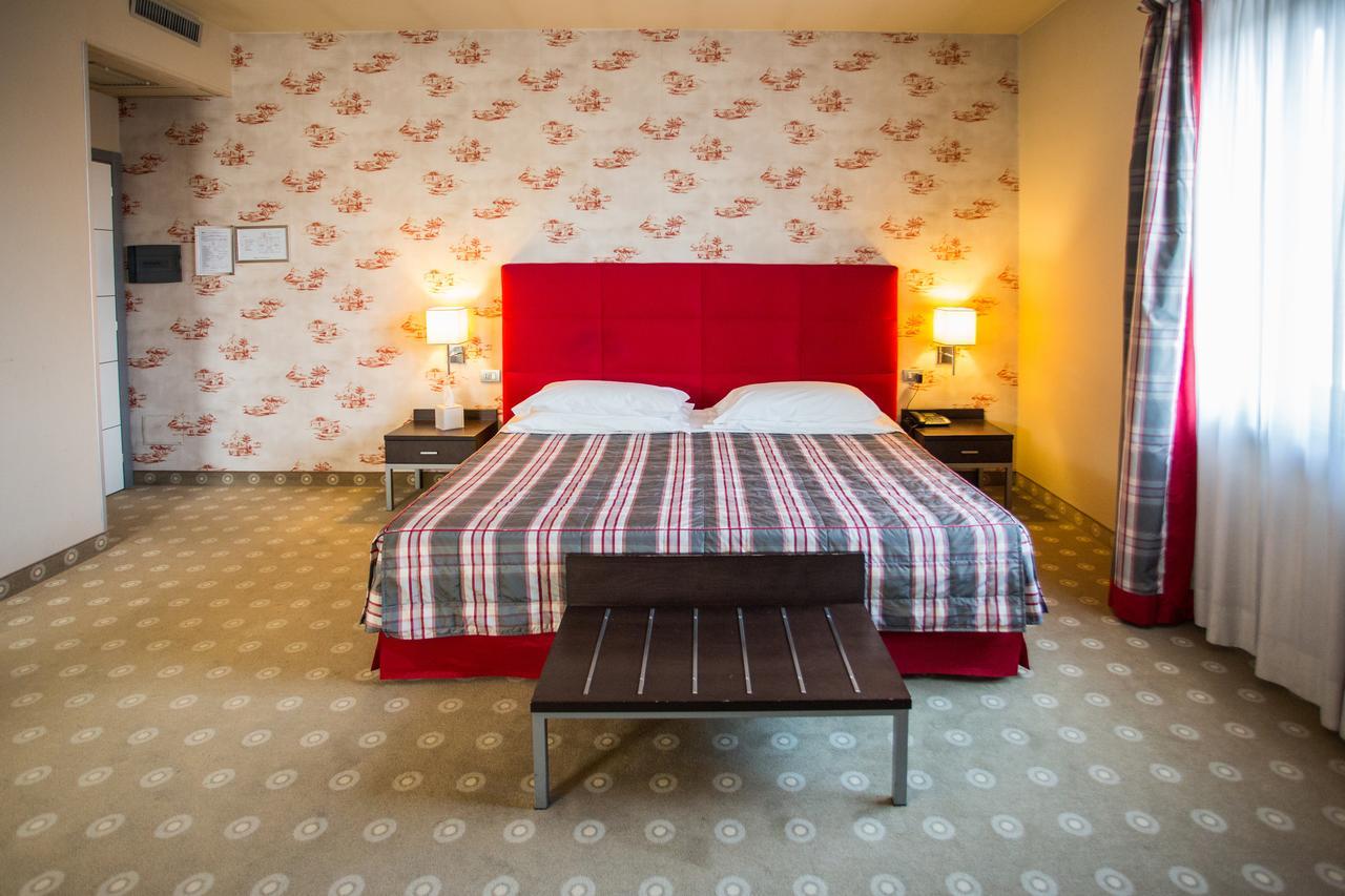 Hotel Fortyfive كيفاسّو المظهر الخارجي الصورة