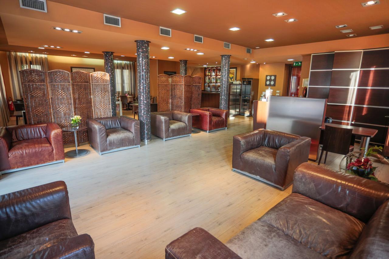 Hotel Fortyfive كيفاسّو المظهر الخارجي الصورة